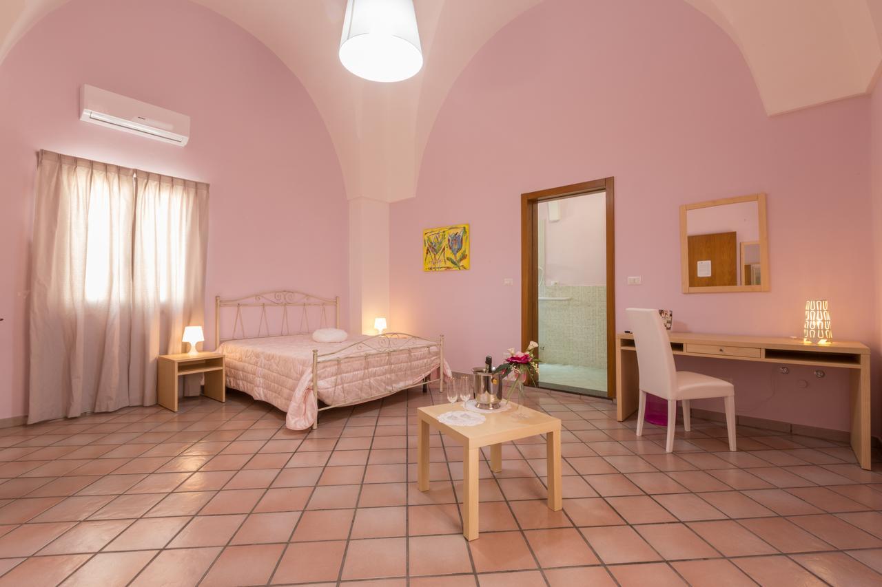 Le Dimore Dei Messapi Bed and Breakfast Ugento Εξωτερικό φωτογραφία